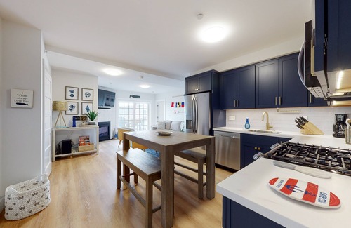 Dennis Port Condo | Cozy Ocean-View Retreat with Beach Access & Dog-Friendly Perks