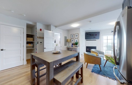 Dennis Port Condo | Cozy Ocean-View Retreat with Beach Access & Dog-Friendly Perks