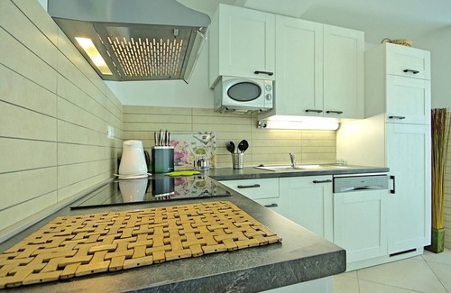 Liznjan Villa | Enchanting Zelda Retreat with Pool and Scenic Greenery