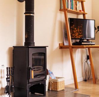 Beccles House | Idyllic Suffolk Cottage Retreat with Breakfast Included