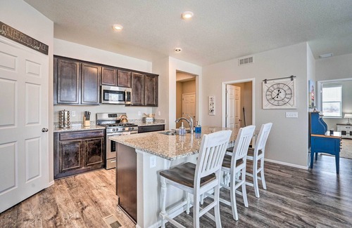 Windsor House | Idyllic Windsor Home with Grill - 10/10 Guest Rated