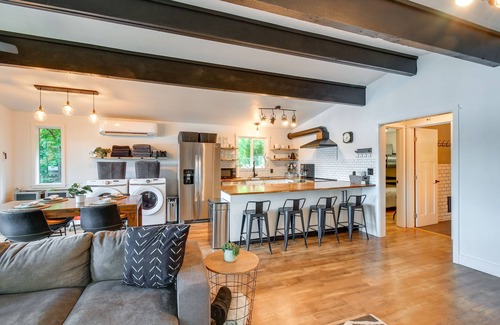 Olympia Cabin | Idyllic Wooded Cabin with Private Beach & Kayaks – Rated 9.8