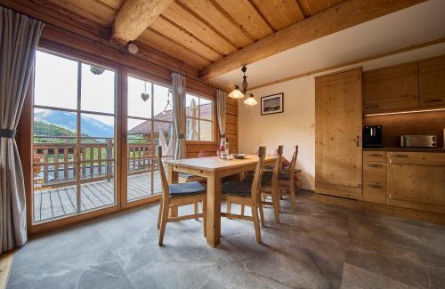 Saalbach-Hinterglemm Apartment | Pet Friendly Retreat at Drei Hittn Saalbach - 4 Star Stay