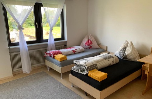 Hohenems House | Budget-Friendly Stay at Drei Länder Zentrale with Kitchen