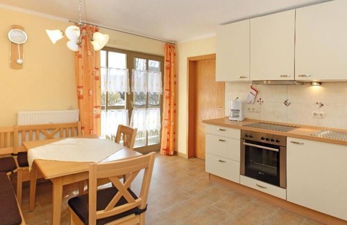 Wurding Apartment | Convenient Three-Room Apartment for 2-3 Guests
