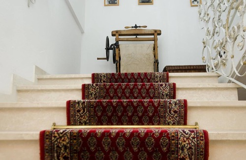 Podersdorf am See House | Comfortable Triple Room with Breakfast at Hotel Gästehaus Herlinde