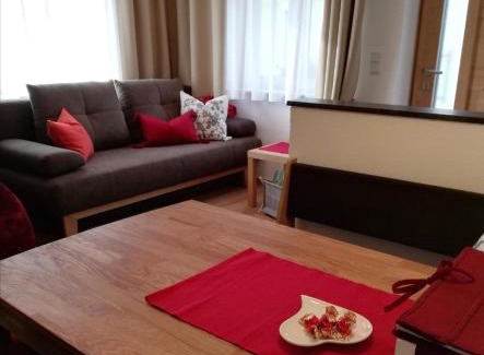 Moosen Apartment | Family-Friendly Dreilärchenhaus with High Guest Ratings