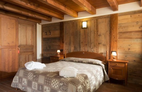 Gressoney-Saint-Jean House | Discover Dresalwoald: Guest Rated 10/10 with Spa & Breakfast