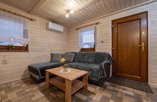 Liptovsky Trnovec House | Family-Friendly Escape at Drevenička Rybička - 9.6/10 Rated
