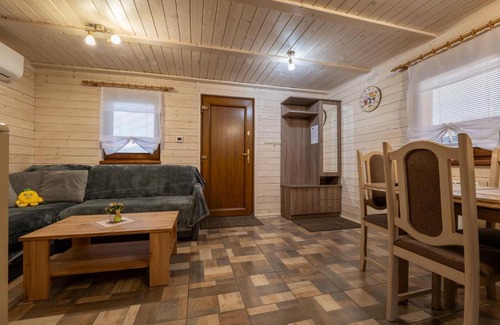 Liptovsky Trnovec House | Family-Friendly Escape at Drevenička Rybička - 9.6/10 Rated