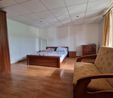 Vitanova Apartment | Pet-Friendly Retreat at Drevenica Vitanová - Family Welcome
