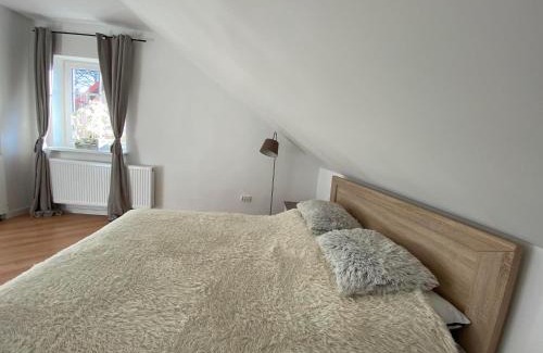 Kalisz Pomorski Apartment | Guest Favorite: DREW BUD with Pet-Friendly Amenities