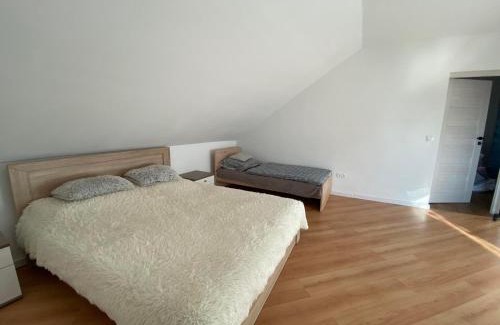 Kalisz Pomorski Apartment | Guest Favorite: DREW BUD with Pet-Friendly Amenities