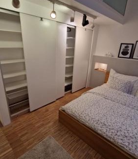 Rudolfsheim-Funfhaus Apartment | Drews Shelter - Charming Apartment
