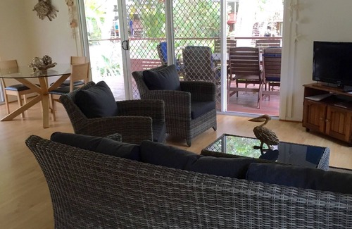 Brisbane Waterfront House | Beachside Paradise at Drift@Kooringal - Guest Rated 10/10