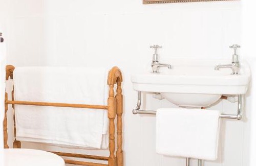 Melton Mowbray Other | Unforgettable Drift View Shepherds Hut – Pet Friendly Retreat