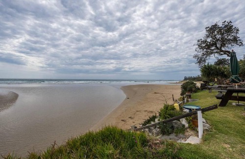 Brooms Head House | Driftaway - Absolute Beachfront - LJHooker Yamba
