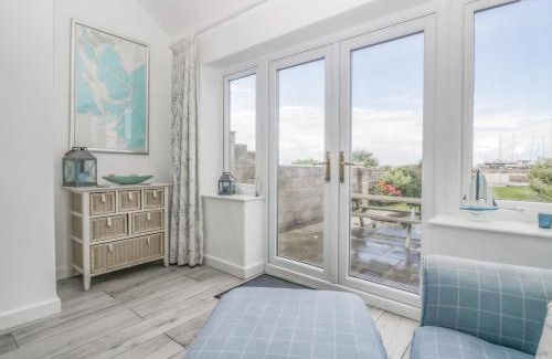 Barrow-in-Furness House | Exceptional Stay at Driftwood on Roa Island - Child Friendly