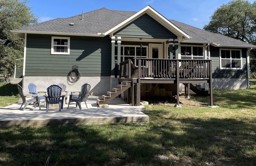 Driftwood House | Driftwood Delight - Hill Country Home With Modern Amenities