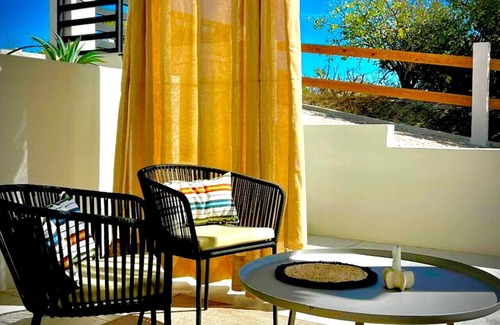 Vinorama Apartment | Driftwood Loft @ New Seaside