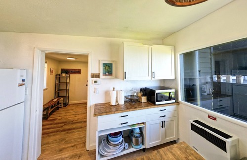 Cazadero Cabin | Explore Driftwood Lodge: 5 BR Estate with Pool & Spa