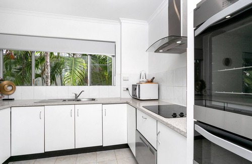 Port Douglas Hotel | Driftwood Mantaray: Family-Friendly Escape with Spa & Pool