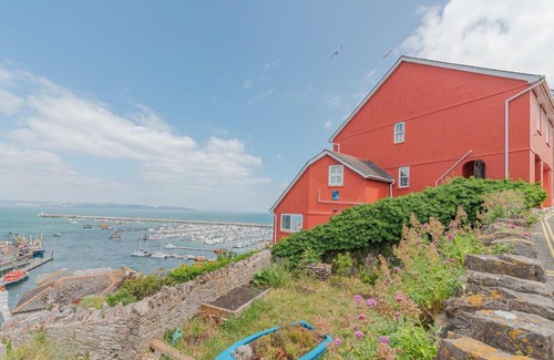 Brixham House | Oceanfront Escape at Driftwood - New 4-Star Listing