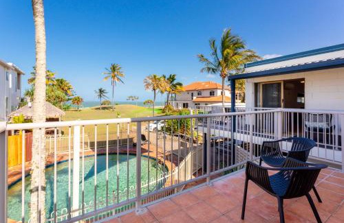Yeppoon Apartment | Relax at Driftwood on the Beach with Oceanfront Views