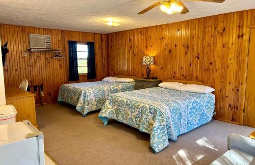 Bull Shoals Hotel | Idyllic Driftwood Resort Bull Shoals with Oceanfront Views