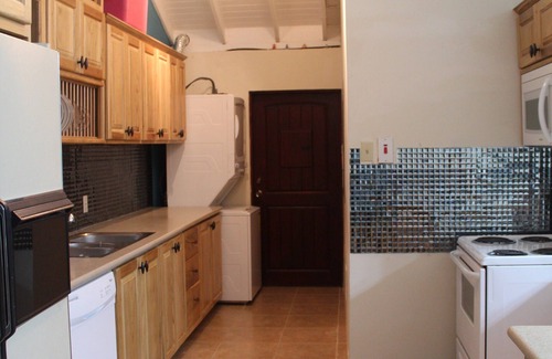 Canaan Villa | Welcoming Driftwood85: Three Bedroom Villa with Pool