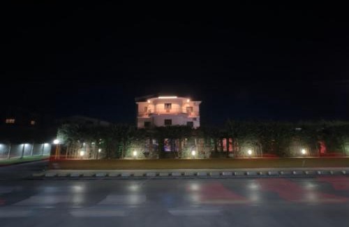Durres Hotel | Discover the Drini Hotel: Top-Rated Stay with Family Amenities