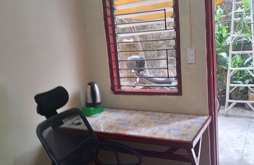 Taytay Apartment | Budget-Friendly DriveBy ~ RestStop: Pet & Child Friendly Stays