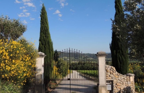 Vinsobres House | Inviting DROME-LIMIT VAUCLUSE Gîte with Pool & Panoramic Views