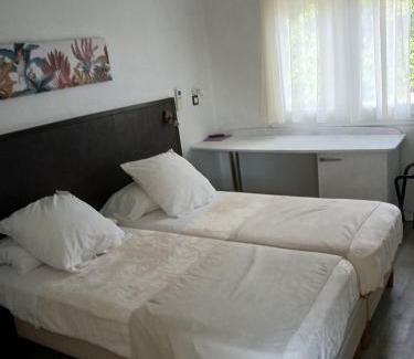 Saint-Paul-Trois-Chateaux Hotel | Dromsudhotel