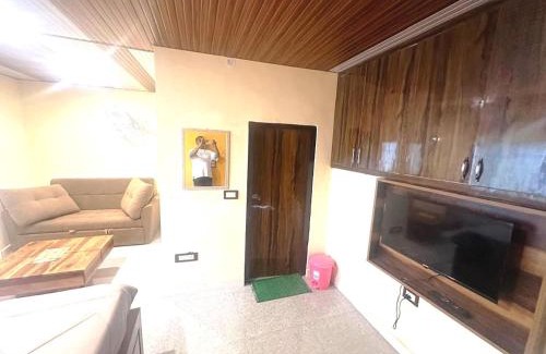 Sakalana Range Apartment | Inviting Drona Hills Resorts: Pet Friendly with Great Amenities