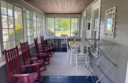 Geneva-on-the-Lake House | Idyllic Drop Anchor Cottages with Family-Friendly Amenities