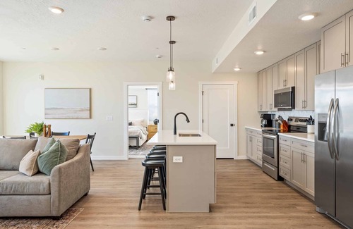 St. George Condo | Relax in Style: 2 Bedroom Sky Deck with Lagoon Access