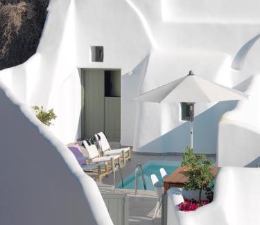 Messaria Apartment | Elegant Drops Cave Houses: Oceanfront Bliss & Spa Retreat