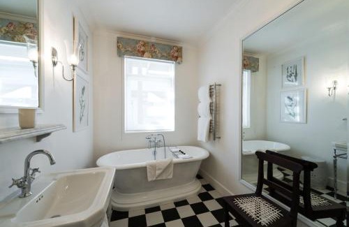 Graaff-Reinet Hotel | Experience Luxury at the Drostdy Hotel - 5-Star Getaway