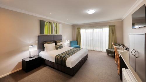 Dalby Hotel | Discover Drovers Motor Inn: 4-Star Stay with Breakfast