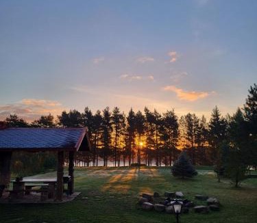 Suvainiskis House | Drulenu Sodyba: Pet-Friendly Retreat with Private Beach