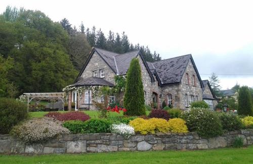 Carrick-on-Shannon Bed & Breakfast | Drumhierney Lodge: Guest Rated 10/10 Experience Awaits