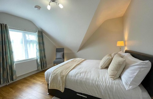 Cavan Bed & Breakfast | Exceptional Drumlanaught Cottage in Farnham - Family Friendly