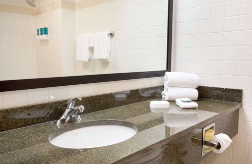 St. Johns Hotel | Exceptional Drury Inn & Suites Austin North with Pool Access