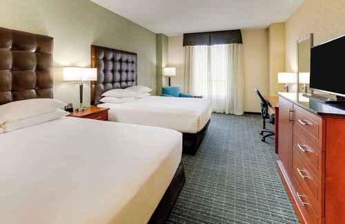 Chandler Hotel | Highly Rated Drury Inn & Suites in Phoenix with Pool Access