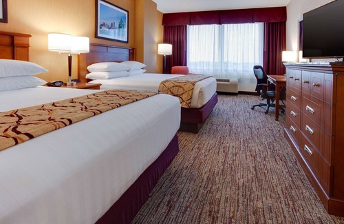 West Des Moines Hotel | Experience Comfort at Drury Inn & Suites West Des Moines