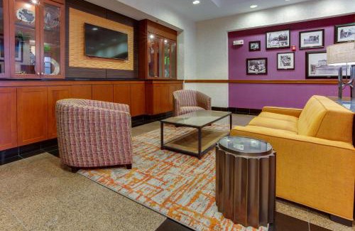 West Des Moines Hotel | Pet-Friendly Drury Inn & Suites: Top-Rated Stay in Des Moines