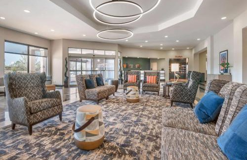 Valdosta Hotel | Experience Drury Inn & Suites Valdosta: Rated 9/10 with Pool