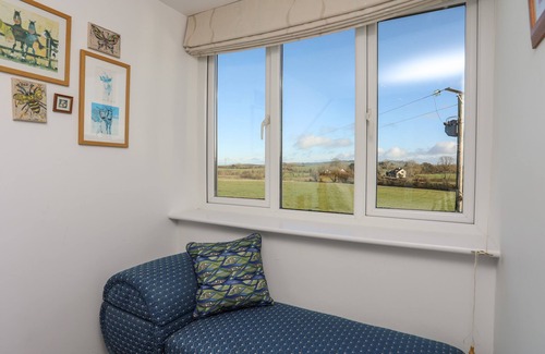 Llanerchymedd Cottage | Romantic Getaway at DRWS Y GORLAN in Llanerchymedd