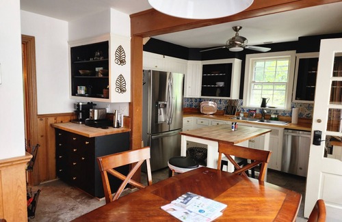 Taylor Run House | Historic Drybrook Estate: Ideal for Families & Pet Lovers